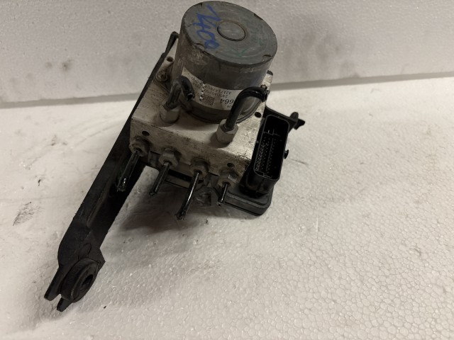 Opel Corsa E 2014- 2014-2019 Abs kocka Használt   