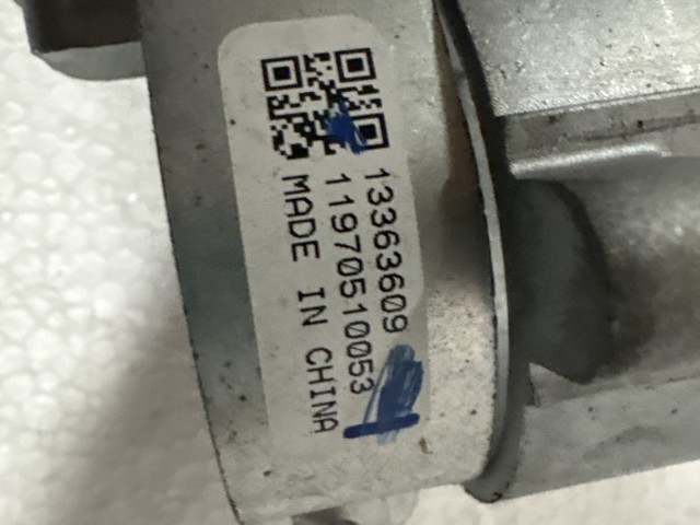 Opel Astra J 2009-2015 Gyújtáskapcsoló Használt