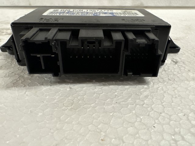 Opel Astra J ülésfűtés vezérlő 13577725