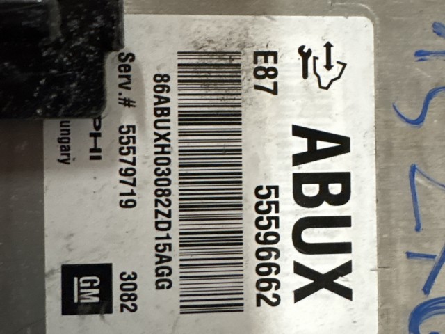 Chevrolet Trax U200 2013 Motorvezérlő Használt   