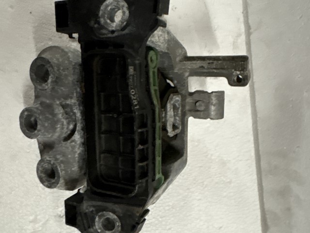 Opel Astra K 1.6 cdti b16dth motortartó bak váltótartó bak