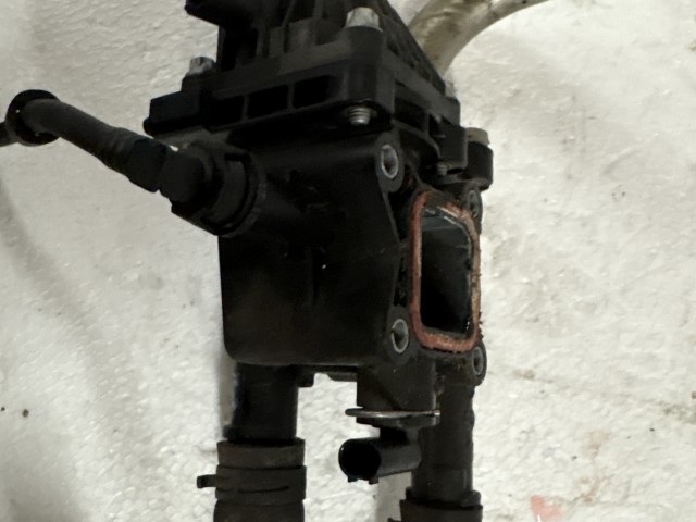 Opel Astra J 1.6 Benzin b16xer Termosztát