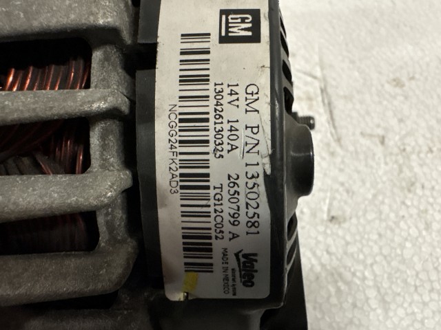 Opel Astra J 2.0 cdti a20dth Generátor 13502581