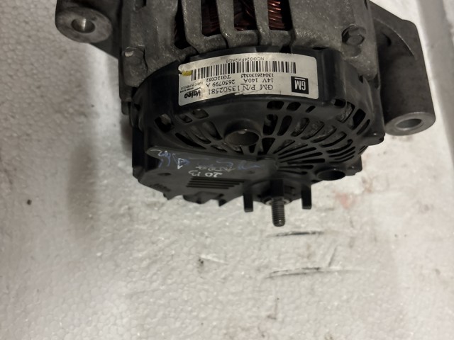 Opel Astra J 2.0 cdti a20dth Generátor 13502581