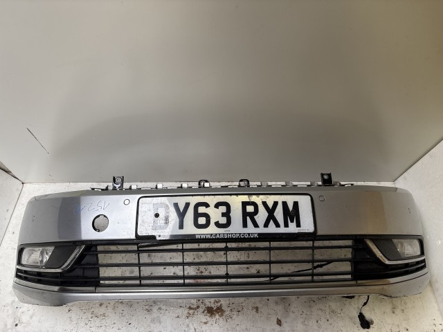 15212 Volkswagen Passat B7 első lökhárító ezüst 4 radaros