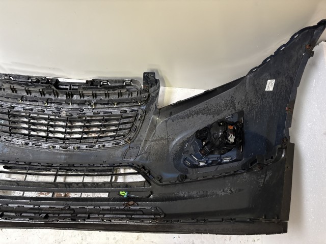 15211 Chevrolet Trax U200 2013 Első Lökhárító Kék