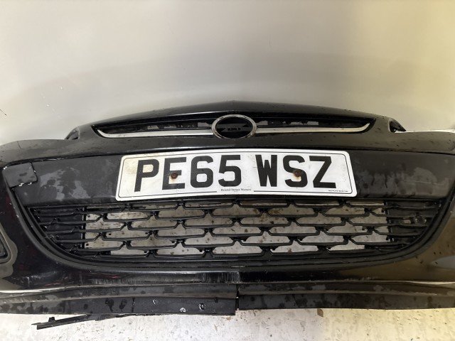 15200 Opel Astra J Facelift Első Lökhárító Fekete  Z22C