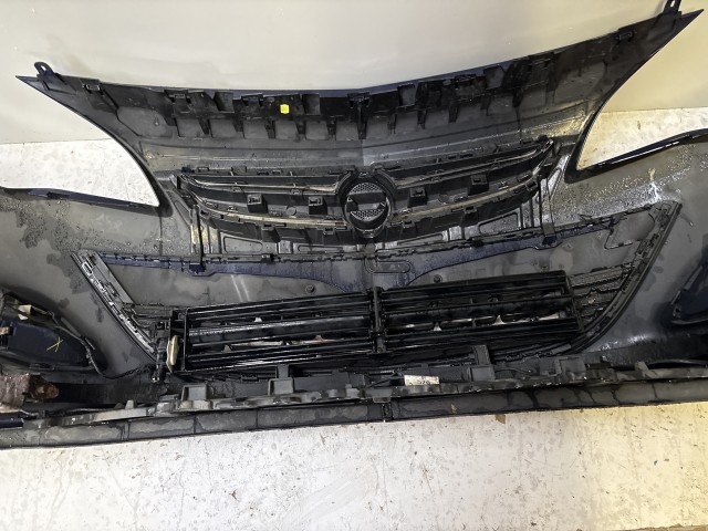 15199 Opel Astra J Facelift Első Lökhárító Kék Z20z