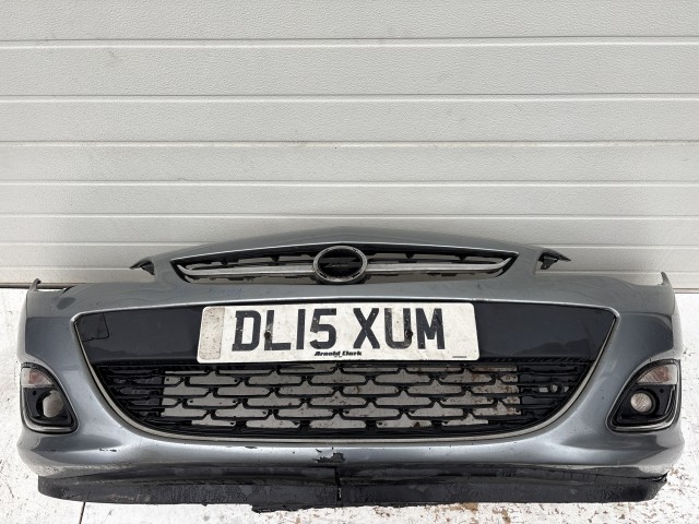 15197 Opel Astra J Facelift Első Lökhárító Szürke  Z179