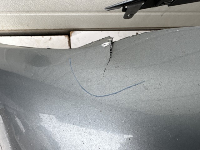 15197 Opel Astra J Facelift Első Lökhárító Szürke  Z179