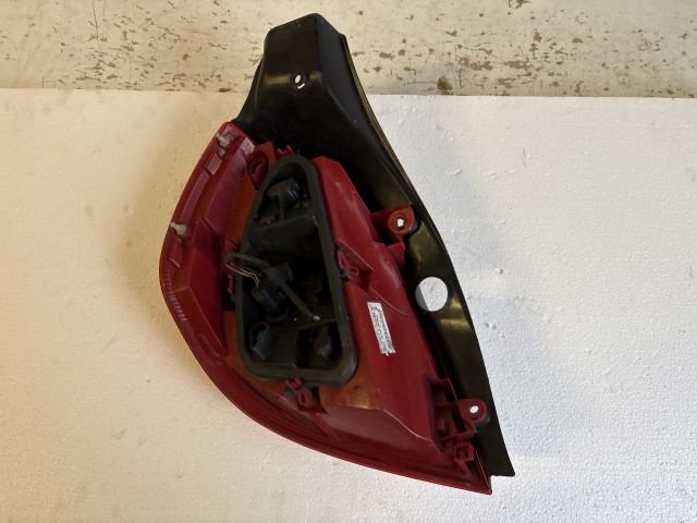 15089 Renault Clio III. 2007-2014  Jobb hátsó Lámpa