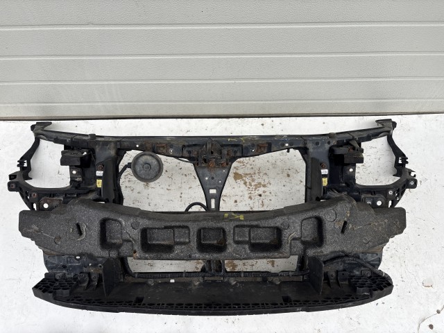 Kia Ceed I. 2006-2009 2006-2009 Homlokfal Használt