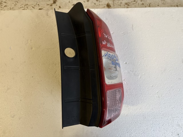 15093 Dacia Duster  Jobb hátsó Lámpa