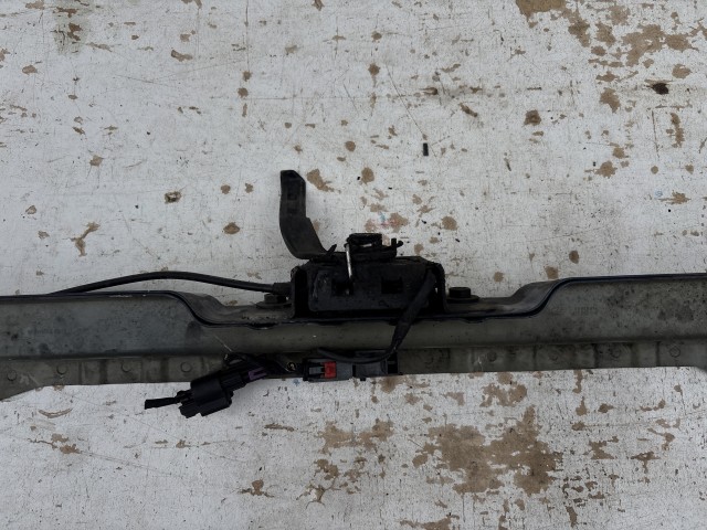 Opel Astra J 2009-2015 Zárhíd Használt  Kék 