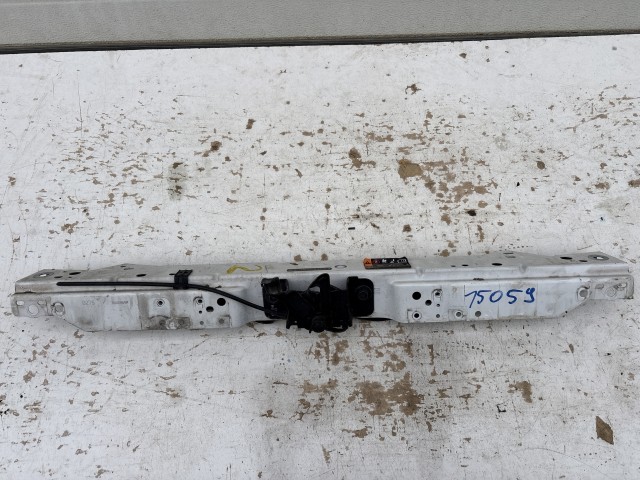 Opel Astra J 2009-2015 Zárhíd Használt Y40R Fehér 