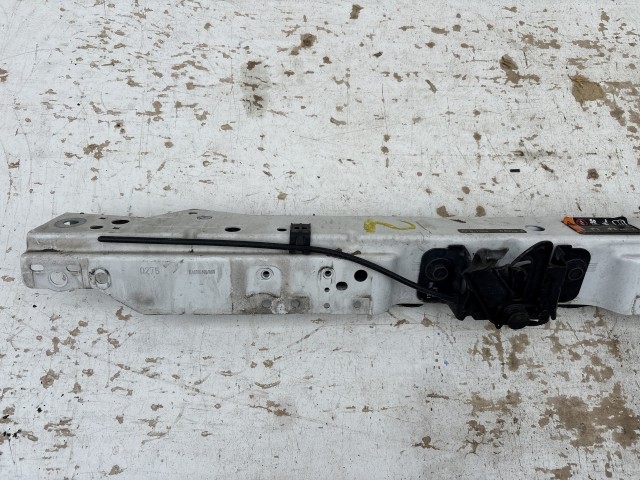 Opel Astra J 2009-2015 Zárhíd Használt Y40R Fehér 