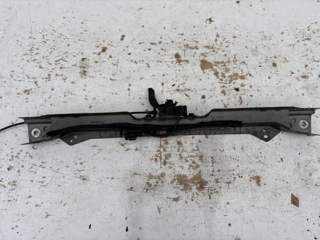 Opel Astra J 2009-2015 Zárhíd Használt Z20R Fekete 