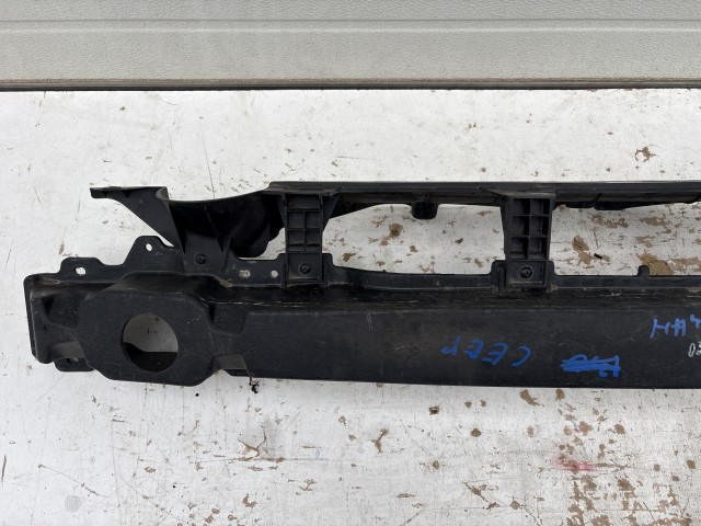 Kia Ceed I. hátsó Lökhárító merevítő