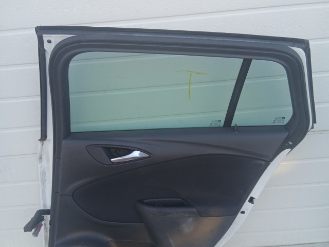 15332 Opel Astra K Jobb hátsó Ajtó kombi Fehér Y40r