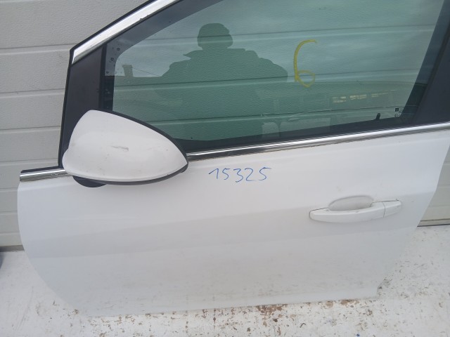 15325 Opel Astra J Bal első Ajtó Fehér Y40r