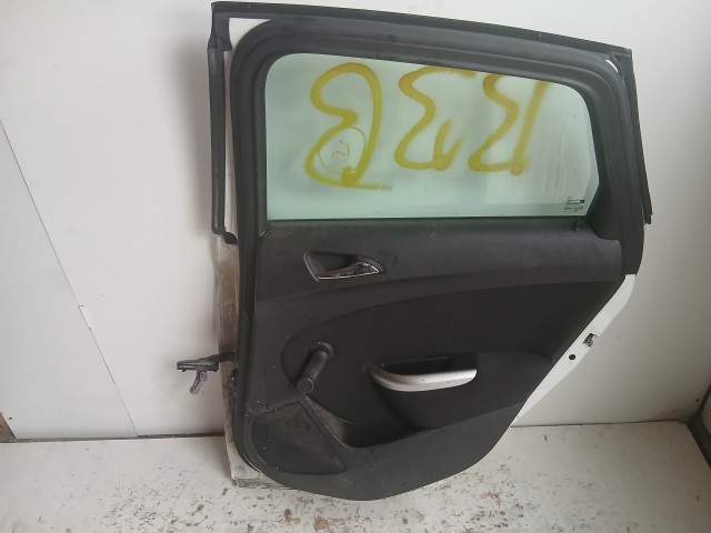 15319 Opel Astra J Jobb hátsó Ajtó Fehér Y40r 5 ajtós