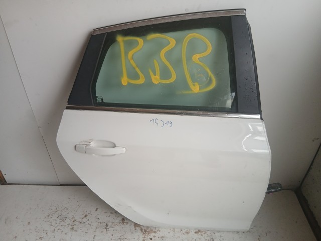 15319 Opel Astra J Jobb hátsó Ajtó Fehér Y40r 5 ajtós