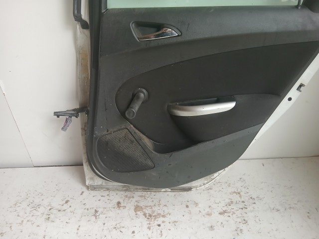 15319 Opel Astra J Jobb hátsó Ajtó Fehér Y40r 5 ajtós
