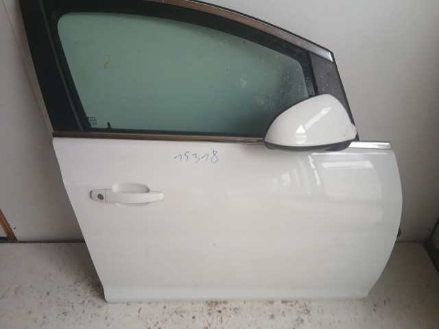15318 Opel Astra J Jobb első  Ajtó Fehér Y40r