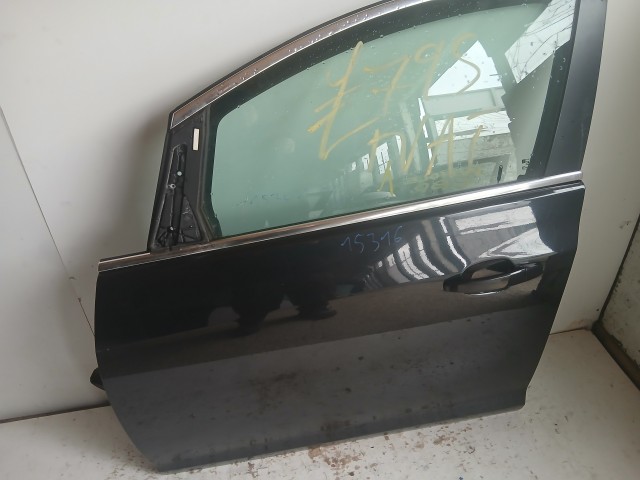 15316 Opel Astra J Bal első Ajtó Fekete Z22c