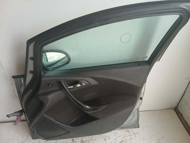 15313 Opel Astra J Jobb első Ajtó Szürke Z179
