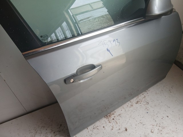 15313 Opel Astra J Jobb első Ajtó Szürke Z179