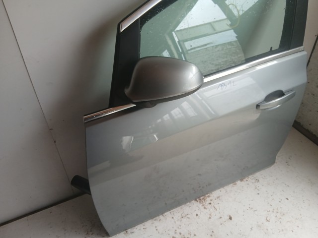 15312 Opel Astra J Bal első Ajtó Szürke Z179