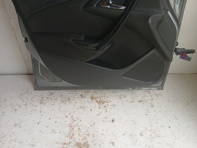 15312 Opel Astra J Bal első Ajtó Szürke Z179