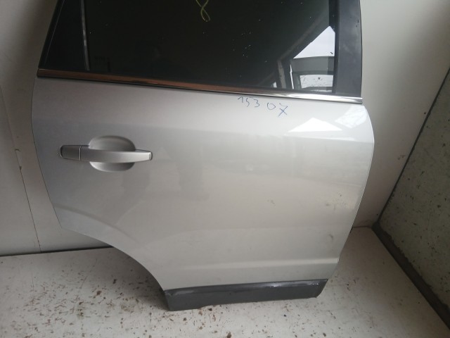 15307 Opel Antara Jobb hátsó Ajtó Ezüst Z176