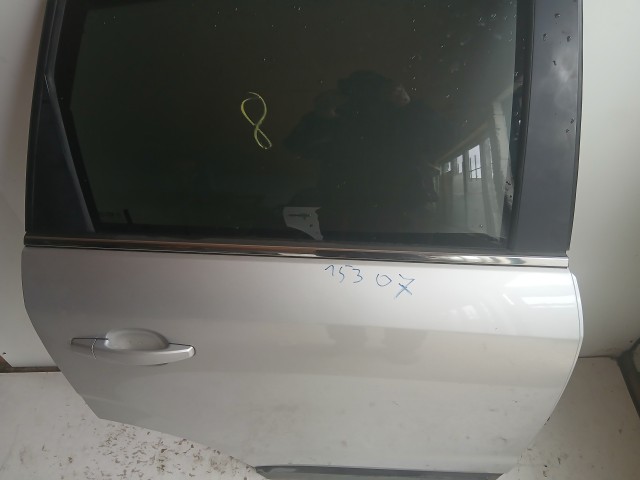 15307 Opel Antara Jobb hátsó Ajtó Ezüst Z176