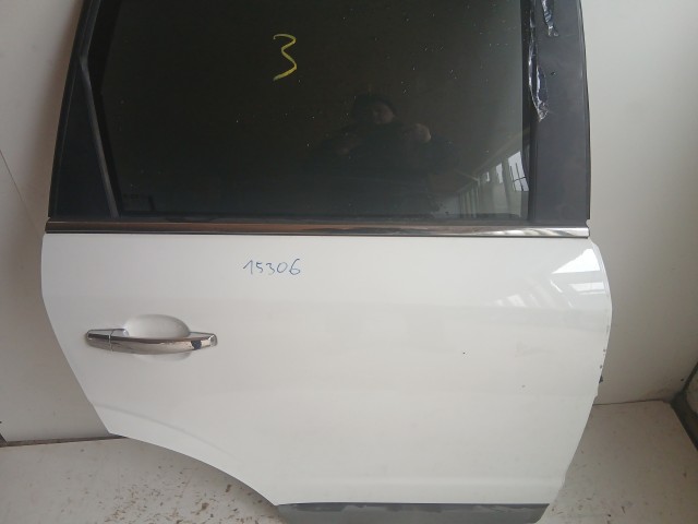 15306 Opel Antara Jobb hátsó Ajtó Fehér Y40r