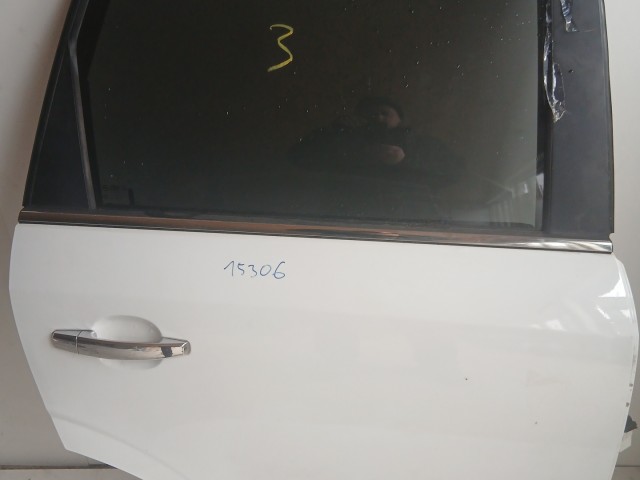 15306 Opel Antara Jobb hátsó Ajtó Fehér Y40r