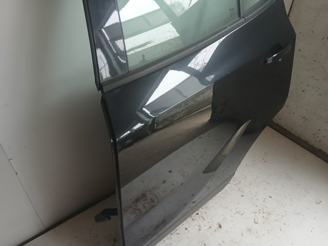 15305 Opel Mokka Bal hátsó Ajtó Fekete Y22c