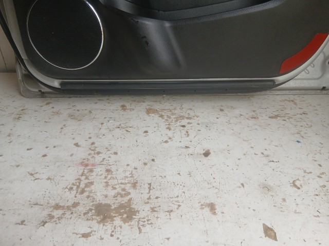 15304 Opel Antara Jobb első Ajtó Ezüst Z176