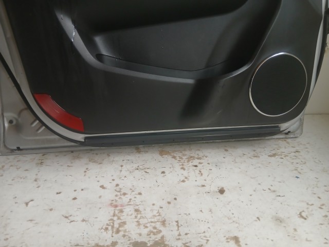 15303 Opel Antara Bal első Ajtó Ezüst Z176