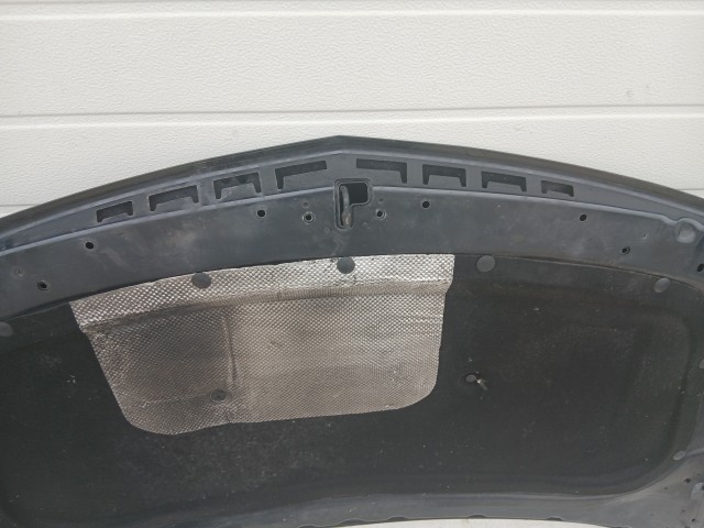 15384 Opel Astra J Motorháztető Fekete Z22c