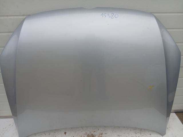 15380 Volkswagen Passat B7 2010-2014 Motorháztető Ezüst LA7W 2013