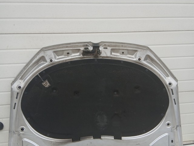 15380 Volkswagen Passat B7 2010-2014 Motorháztető Ezüst LA7W 2013