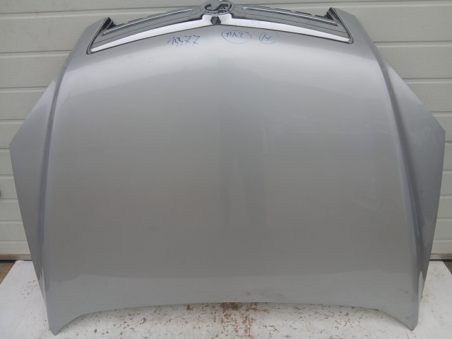 15377 Opel Antara Motorháztető Ezüst Z176