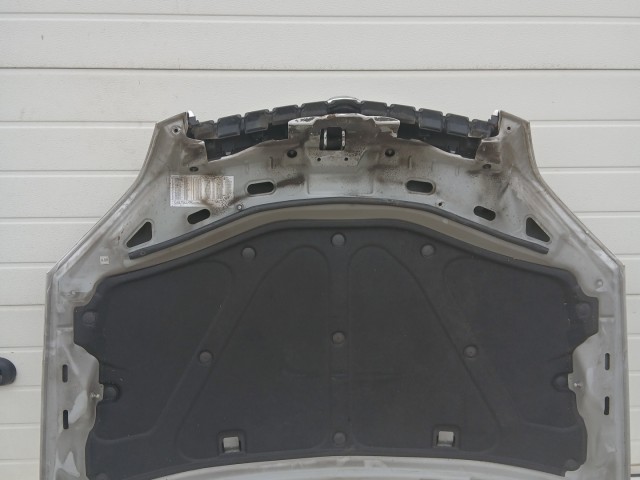 15377 Opel Antara Motorháztető Ezüst Z176