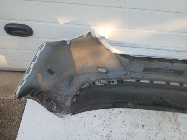 15374 Opel Astra J 2009-2015 hátsó Lökhárító Fehér Y40r 5 ajtós 