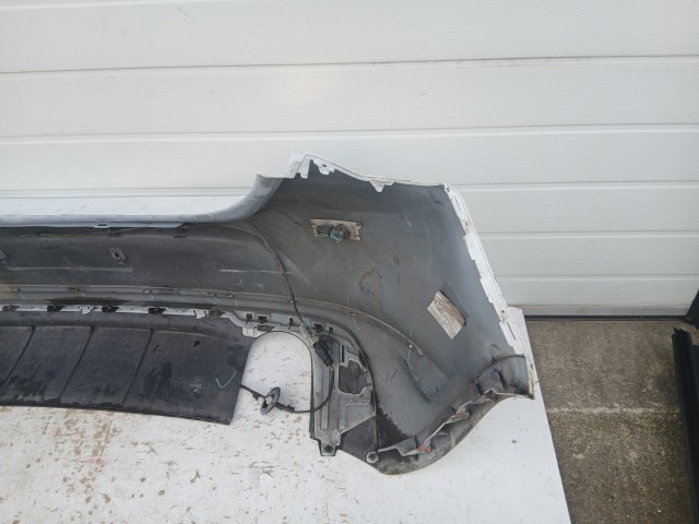 15372 Opel Astra J Facelift Hátsó Lökhárító Fehér Y40r Radaros 5 ajtós