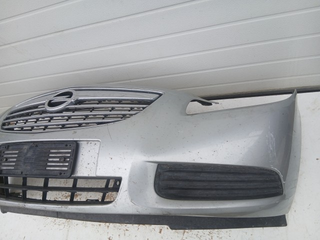 15368 Opel Insignia első Lökhárító Ezüst Z176