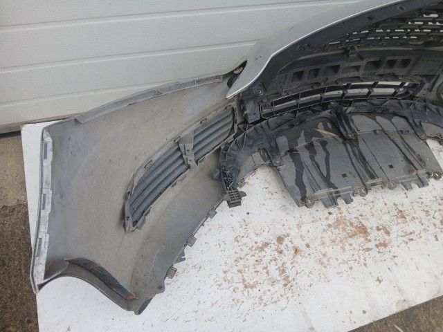 15368 Opel Insignia első Lökhárító Ezüst Z176