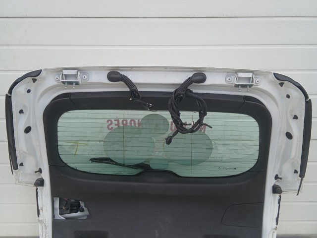 15358 Opel Astra K kombi Csomagtérajtó Fehér Y40r